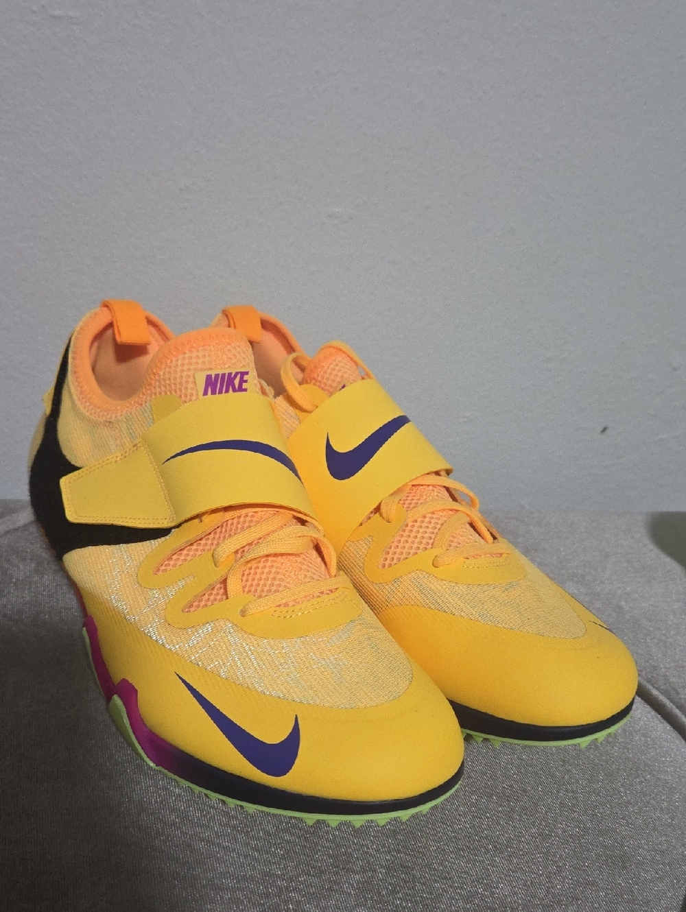 Nike Pole Vault Elite Athletics Jumping Spikes Citron Mens Shoes with Bag 11.5